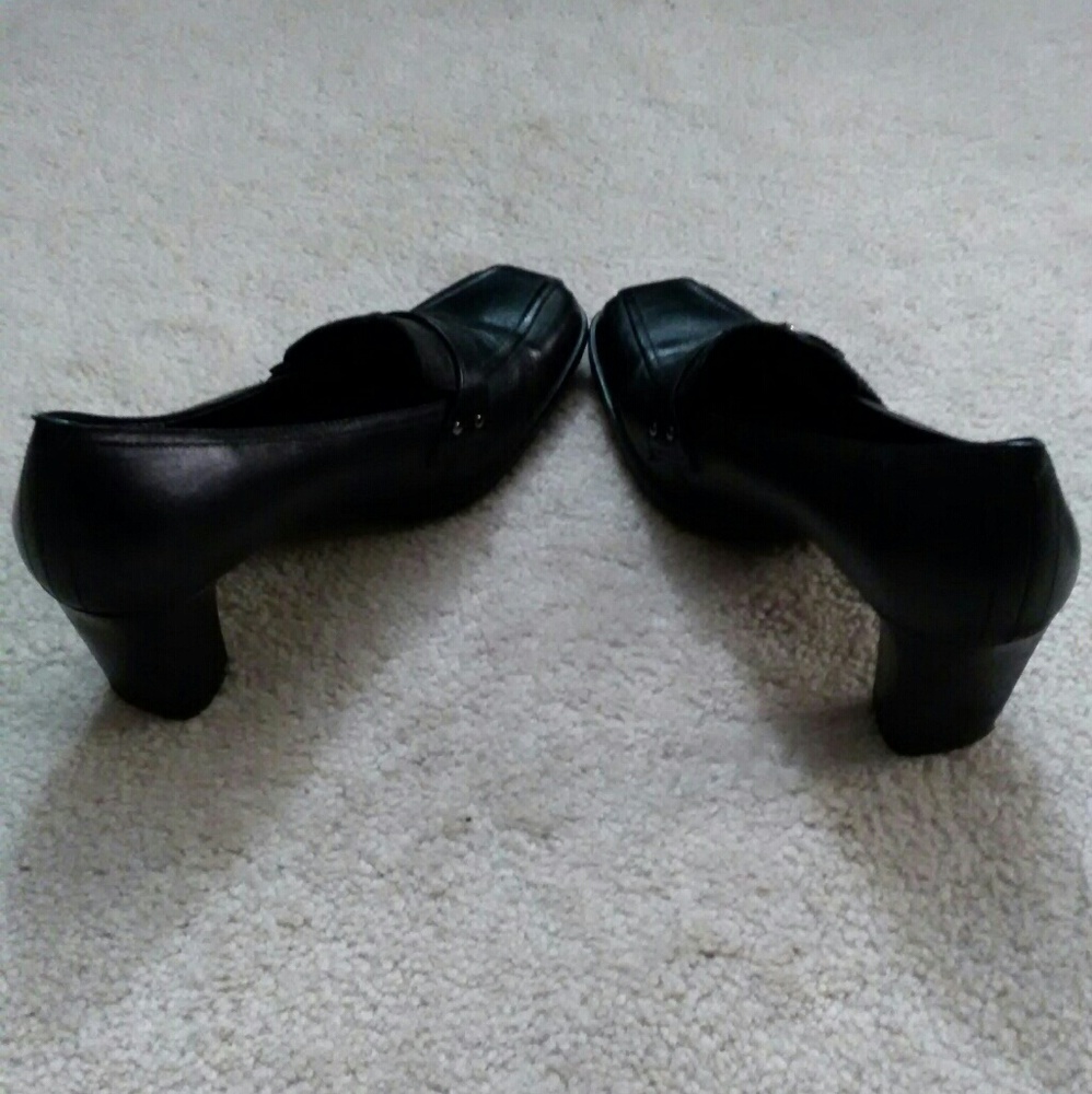 mountain lake dress shoes - Picture 2 of 3